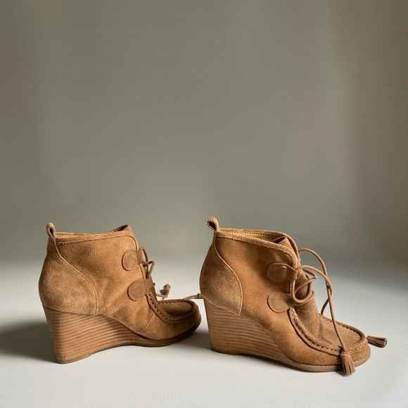 Lucky brand wedge booties size 6 1/2 - Picture 3 of 9